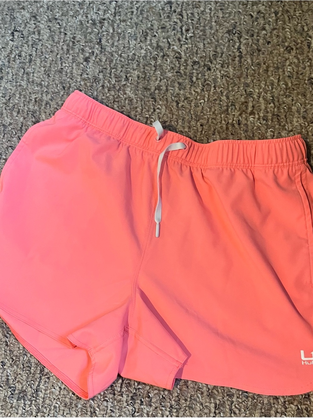 Huk Pursuit Solid Volley Shorts